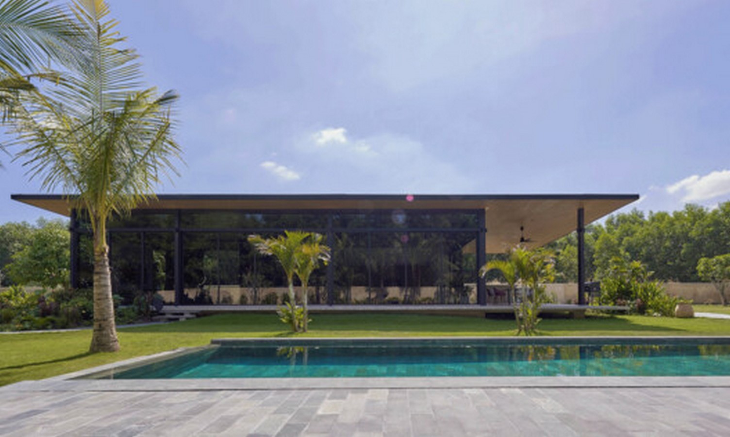 Photo inspiration: Picture Idea: Sustainable Tropical Living Bioclimatic Villa In Hồ Tràm Vietnam